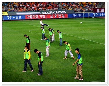 ’06. 9. 9 잔디밟기 자원봉사 썸네일 사진